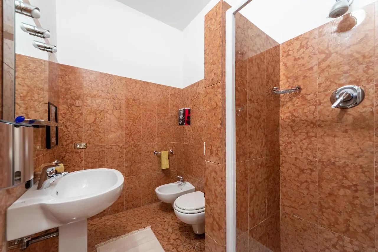 Getthekey Fiore Giallo Apartment Bologna Italien